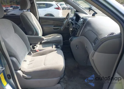 2006 Toyota Sienna Le z USA, uszkodzony, nr VIN 5TDBA23C76S075355